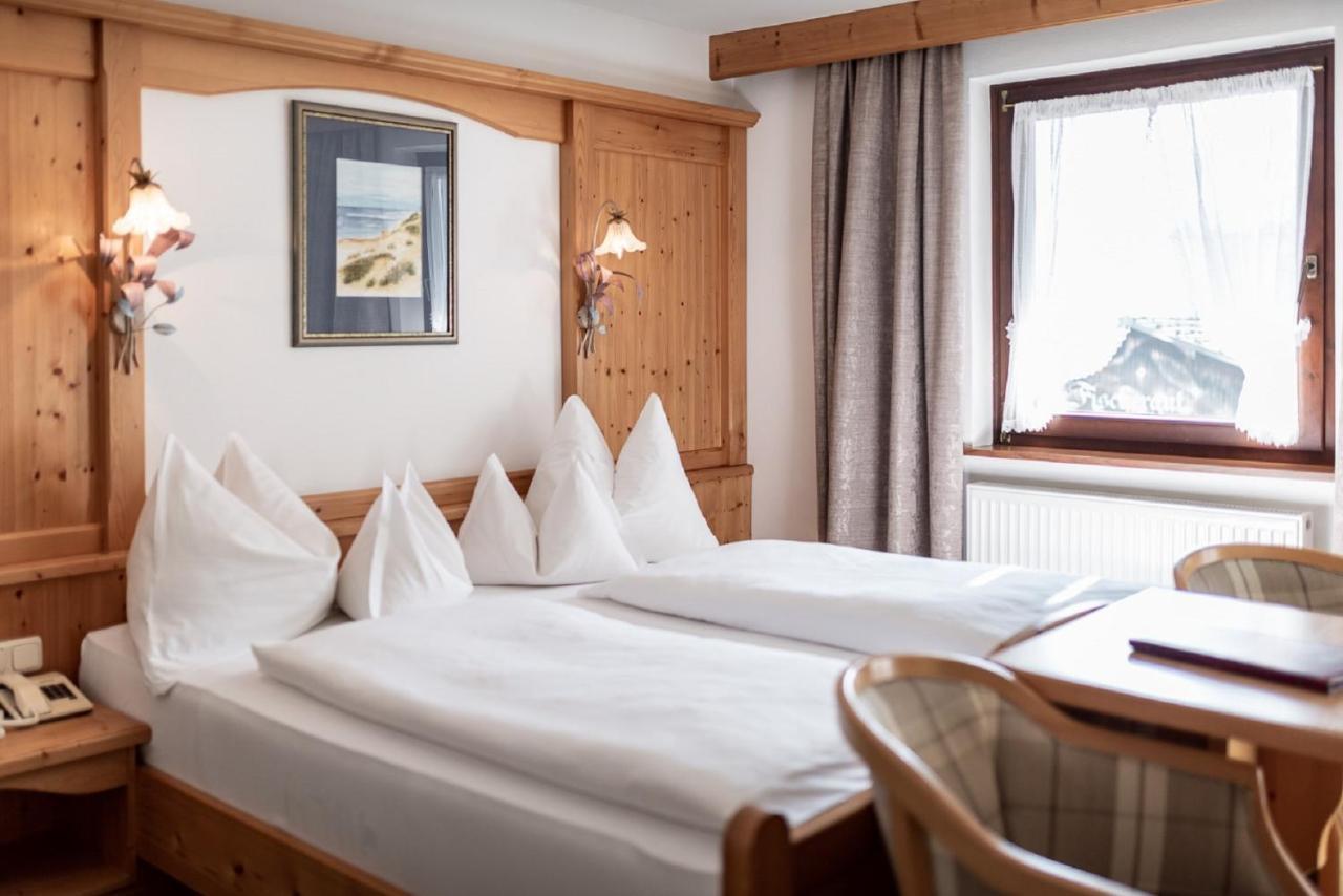Hotel Alpenrose Pertisau Bagian luar foto
