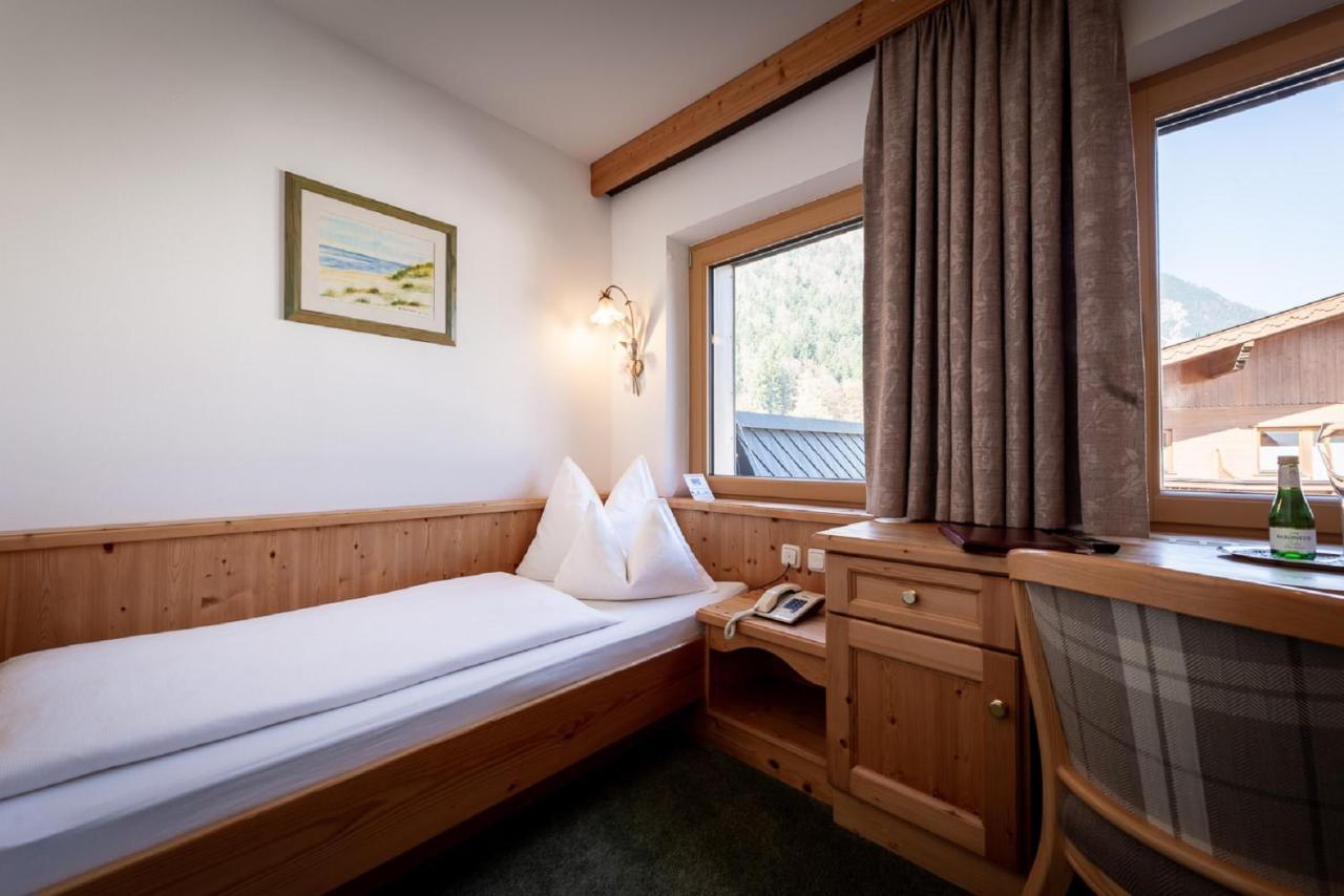Hotel Alpenrose Pertisau Bagian luar foto