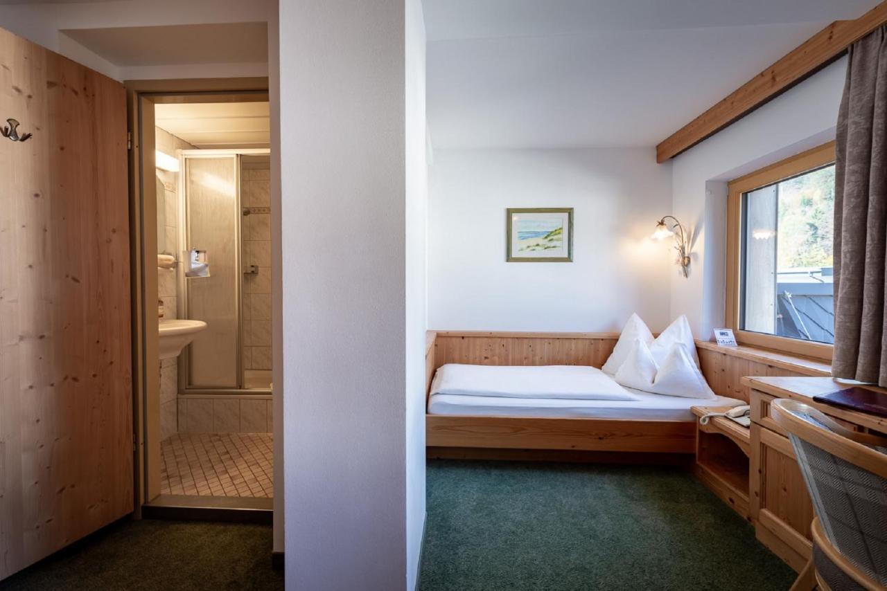 Hotel Alpenrose Pertisau Bagian luar foto